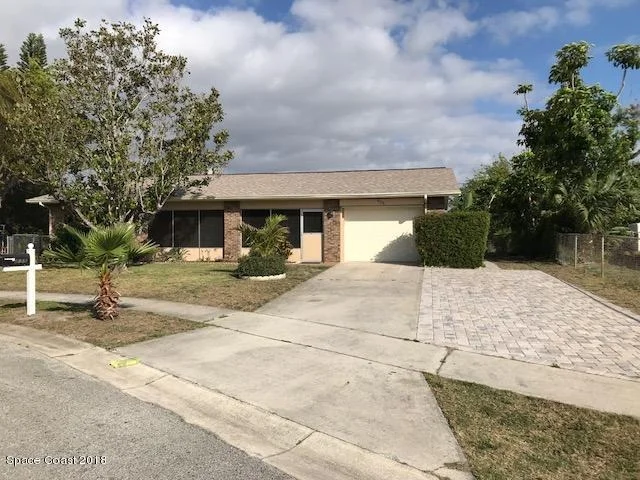 Photo of 838 Hampton Drive NE