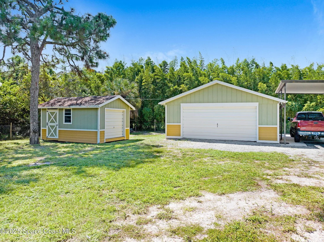 Photo of 6570 Whispering Pines Lane