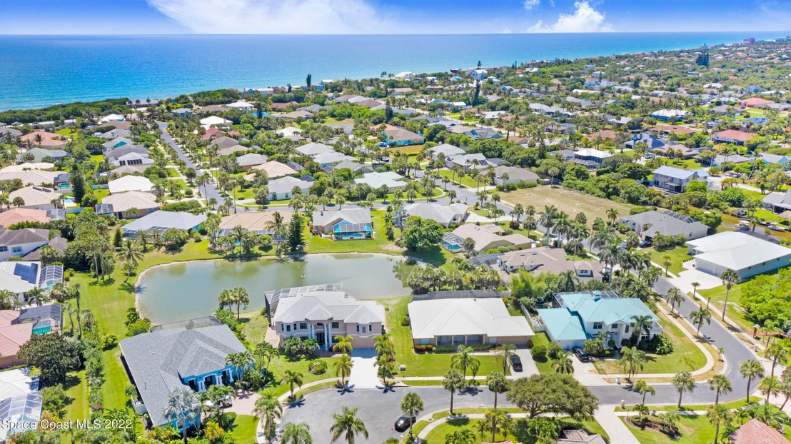 Photo of 334 Island Drive