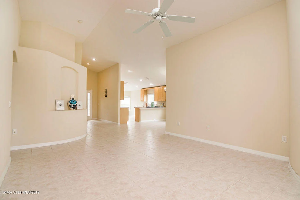 Photo of 7128 Broderick Drive