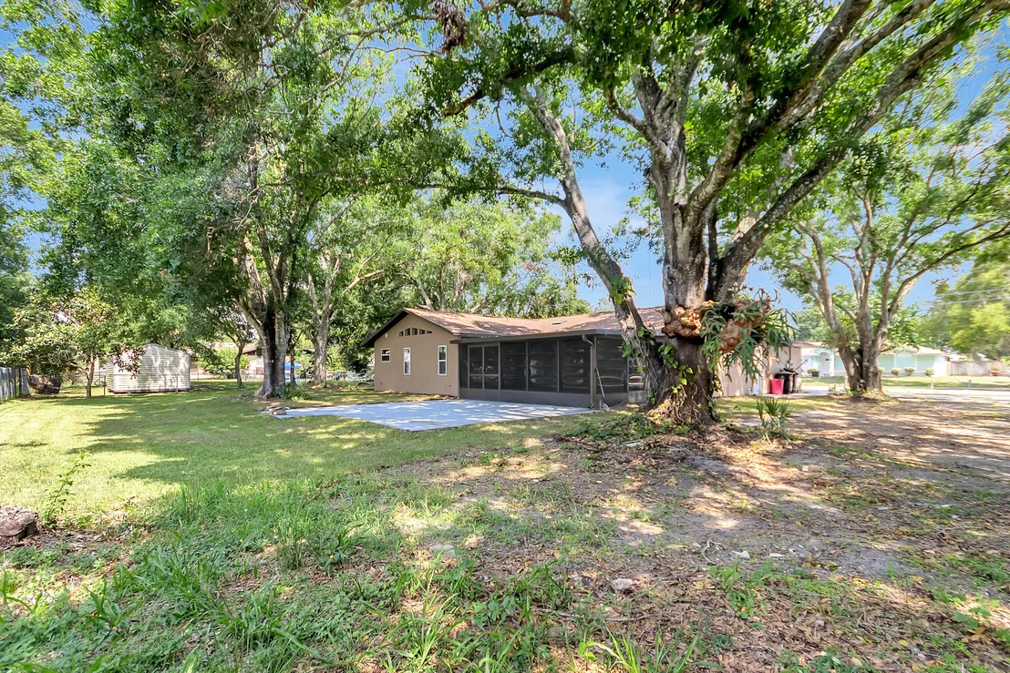 Photo of 982 Waco Boulevard SE