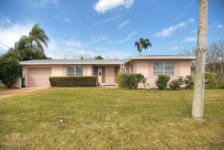 Photo of 451 Sandpiper Drive