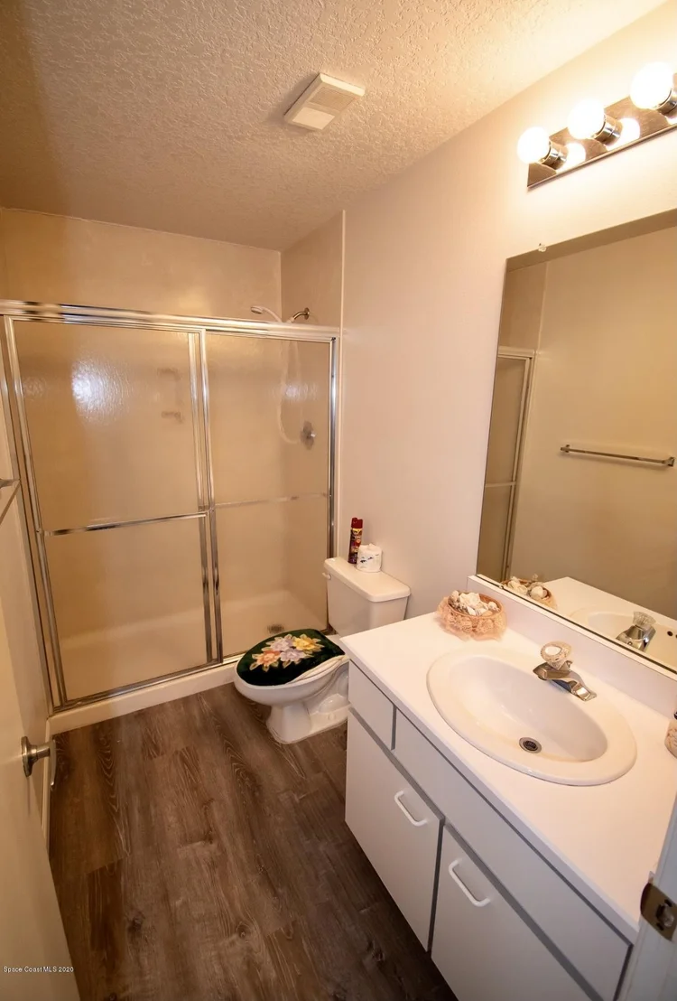 Photo of Unit 708 at 175 Escambia Lane
