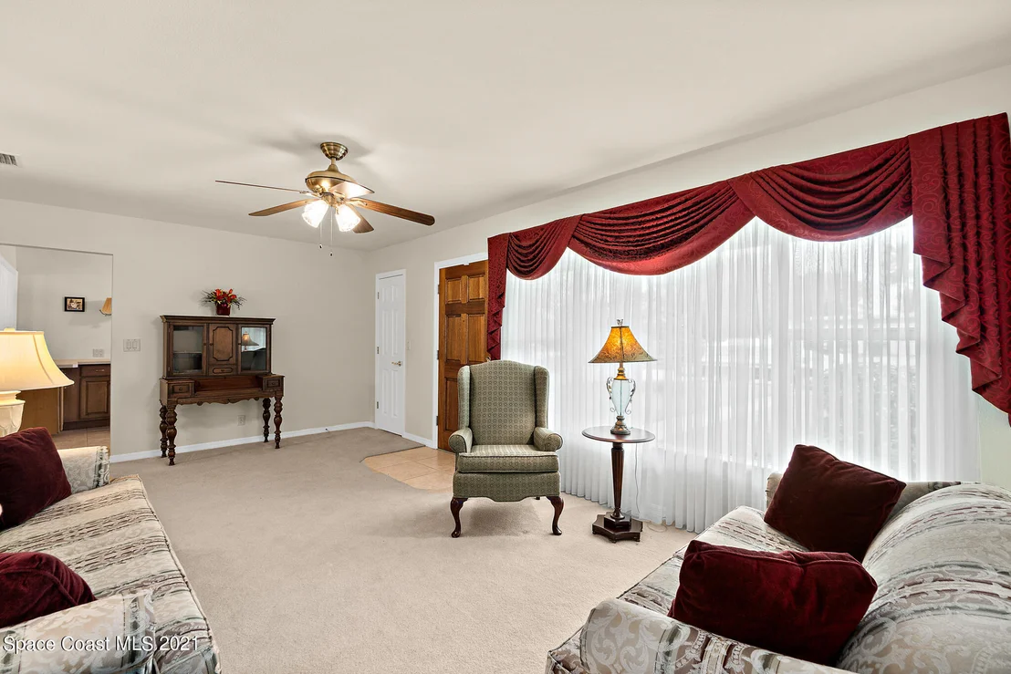 Photo of 1061 Alpine Drive