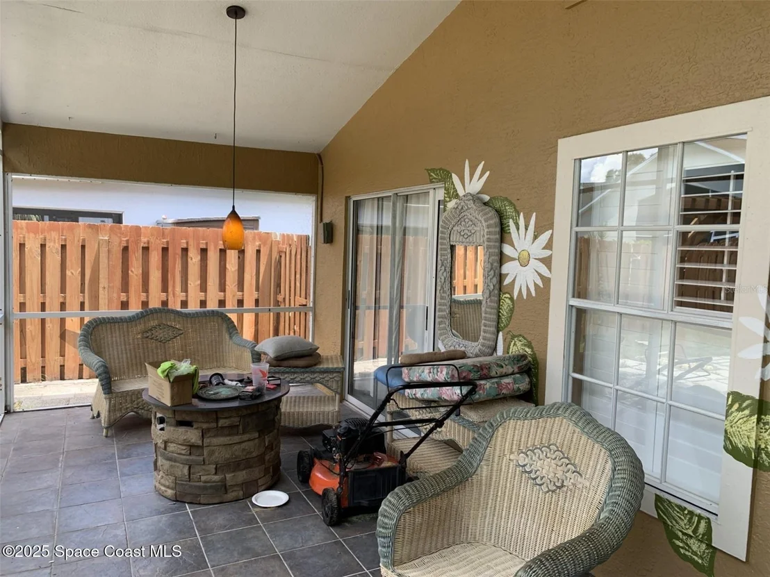 Photo of 1474 Crane Creek Boulevard