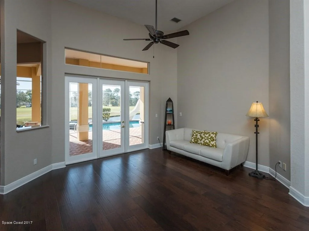Photo of 705 Palmer Way