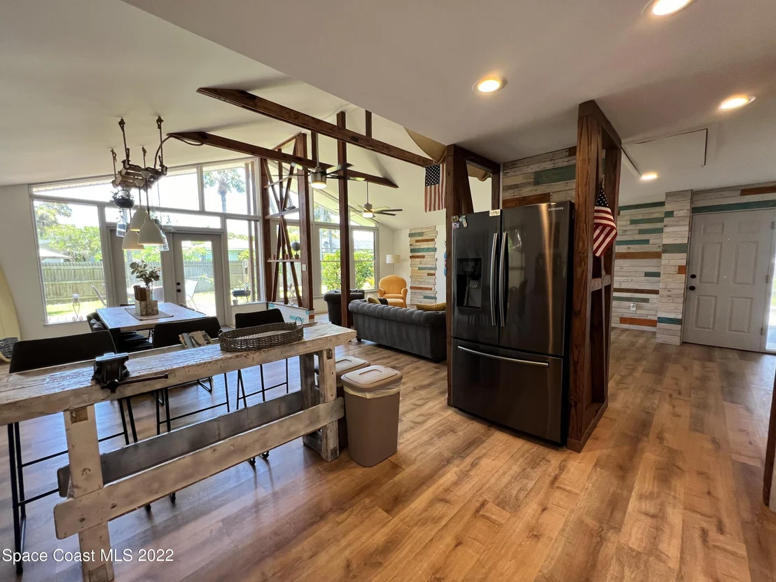 Photo of 142 Antigua Drive