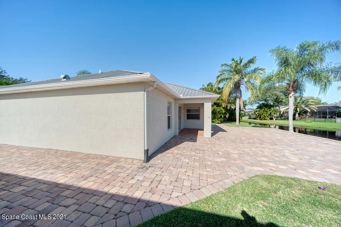 Photo of 5019 Alamanda Drive