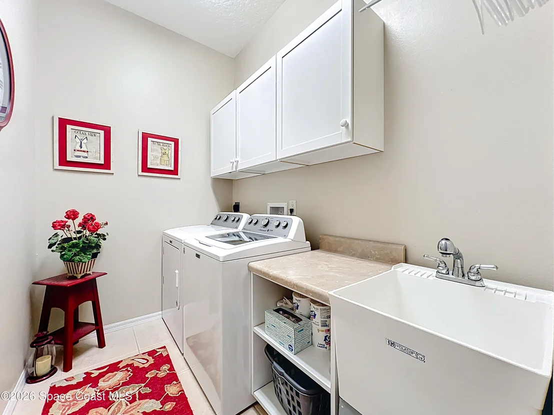 Photo of 383 Pentland Drive