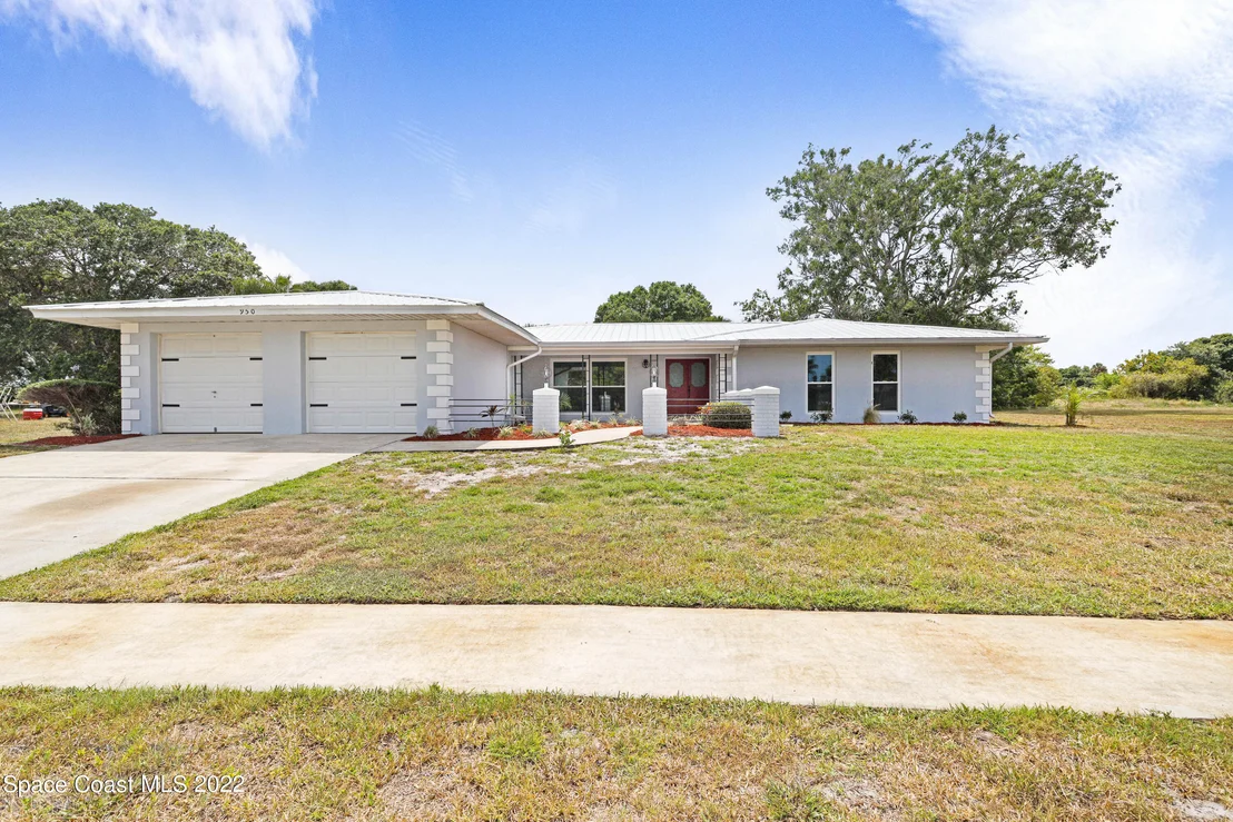 Photo of 950 Waialae Circle NE