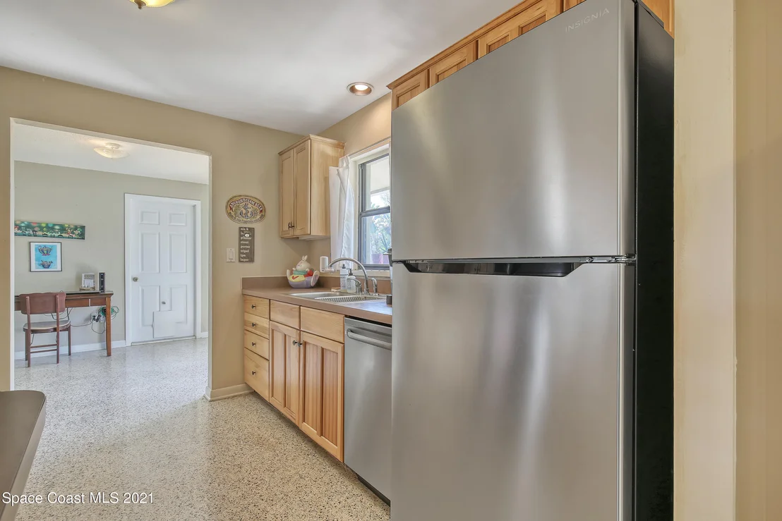 Photo of 1713 Golfview Drive