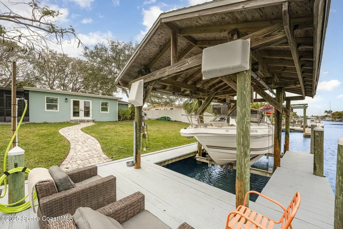 Photo of 407 Sandpiper Drive