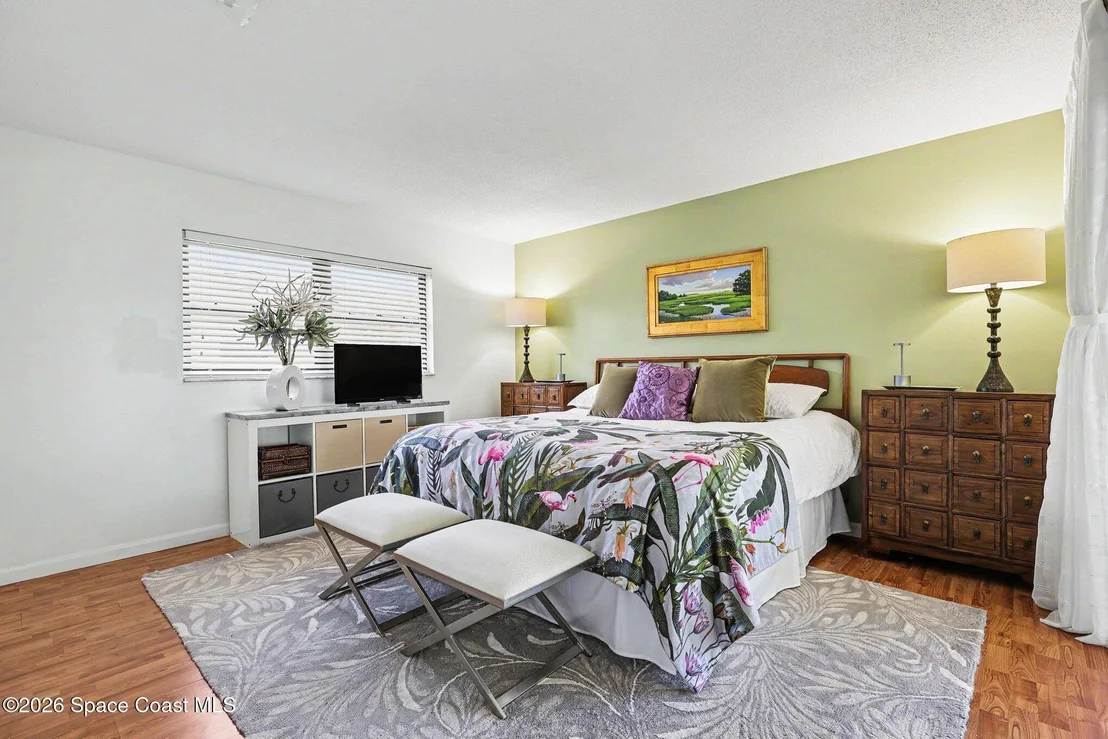 Photo of 444 Thrush Drive