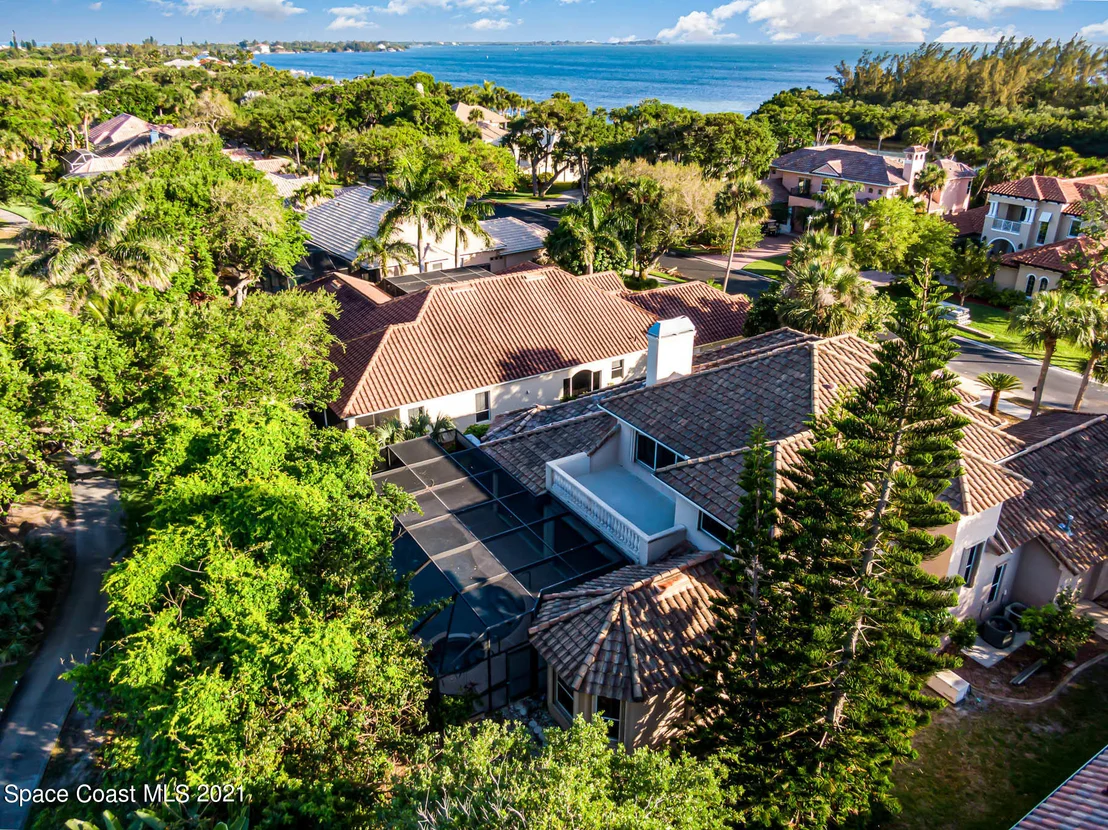 Photo of 385 Hammock Shore Drive
