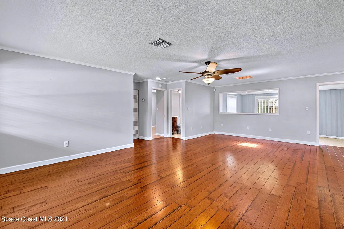 Photo of 2643 Lorna Drive