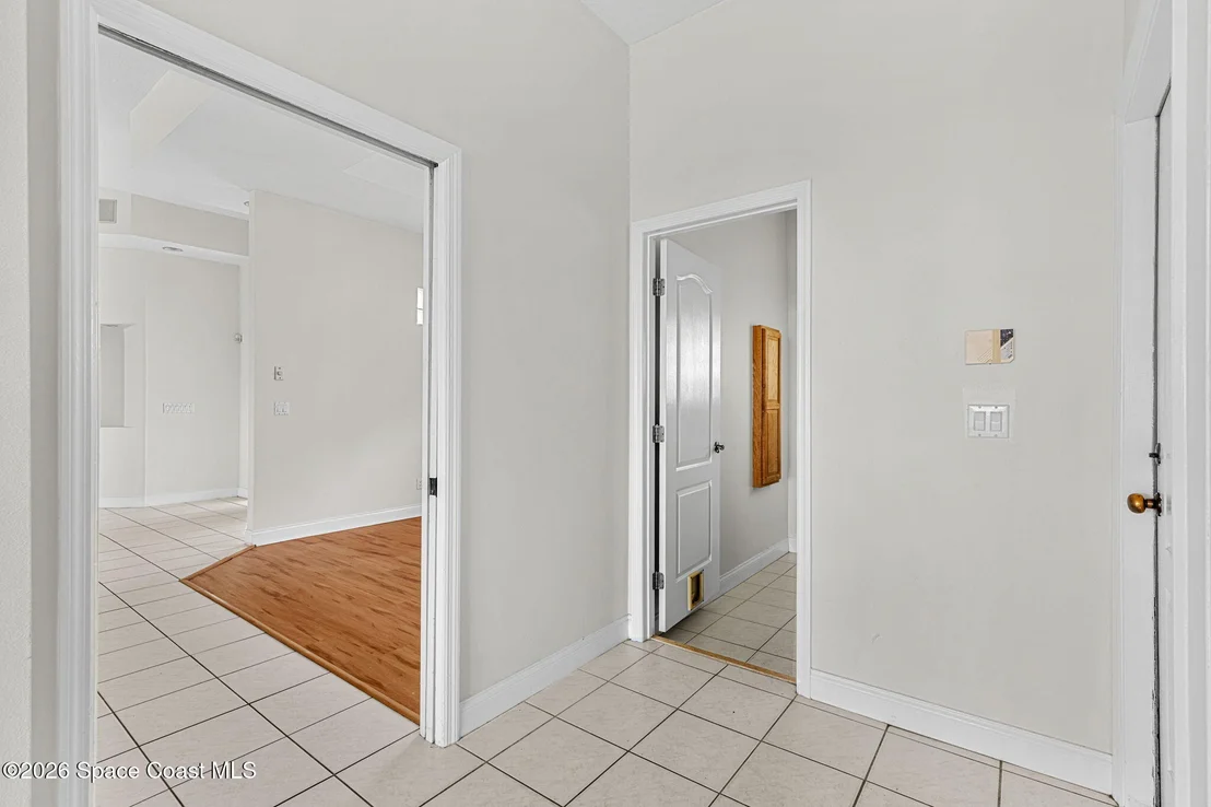 Photo of 2729 Pineapple Avenue