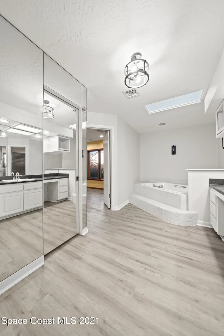 Photo of 580 Watson Drive