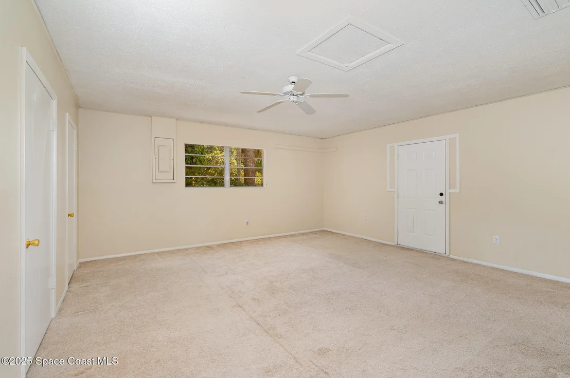 Photo of 445 Pine Boulevard