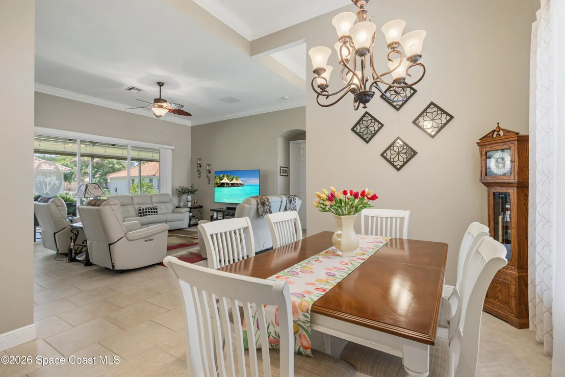 Photo of 5828 Pine Ridge Circle