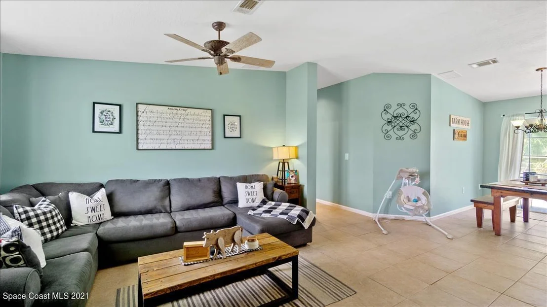 Photo of 3640 Hammock Road