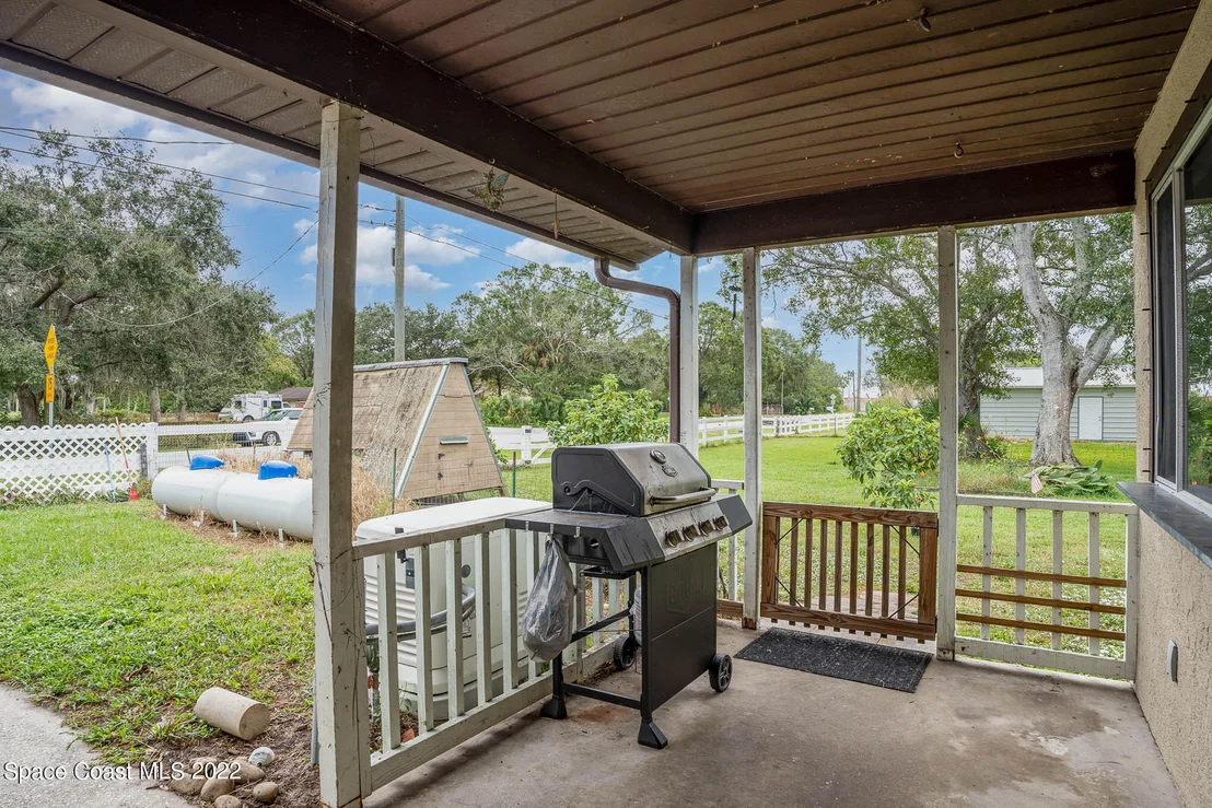 Photo of 2365 Lake Drive