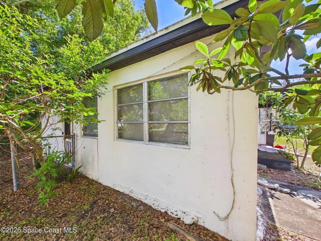 Photo of 1052 Broadmoor Drive