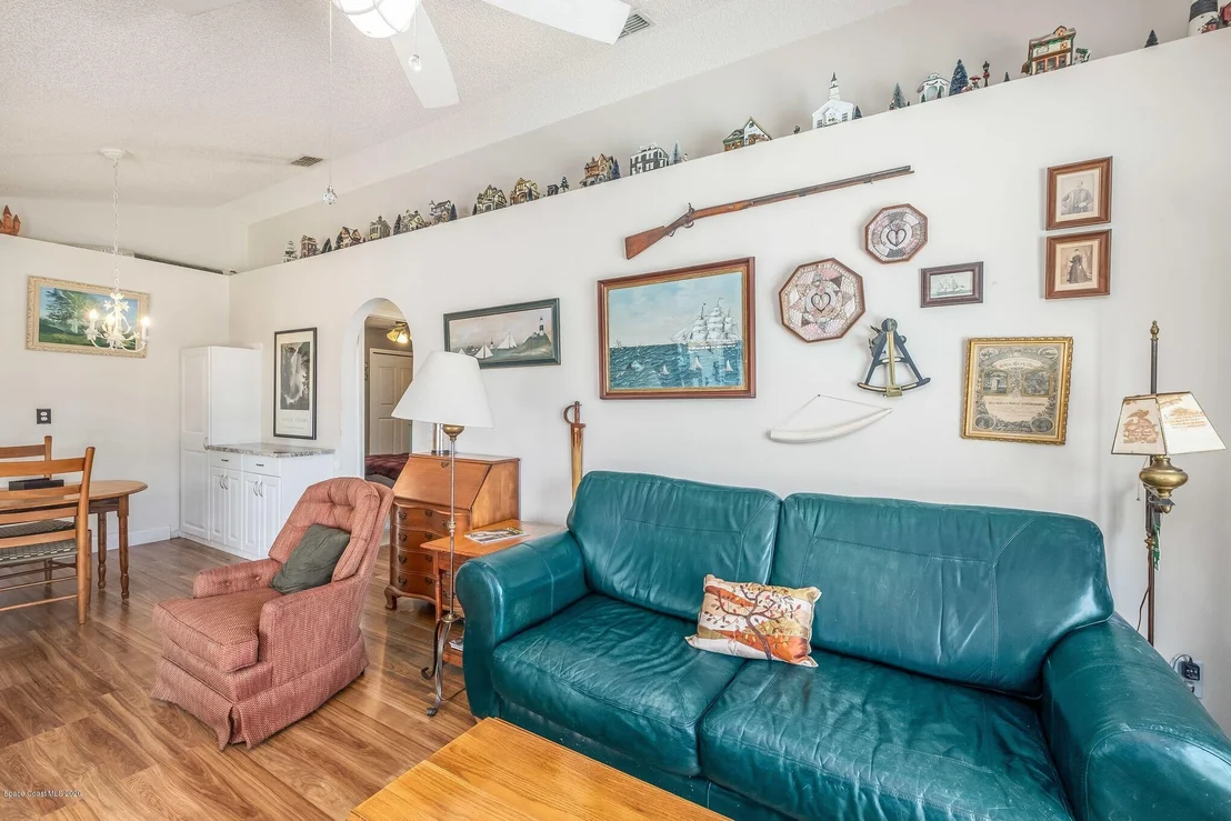 Photo of 3351 Lake View Circle