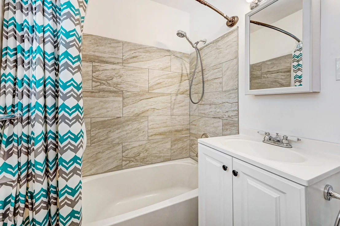 Photo of 1211 Westview Drive