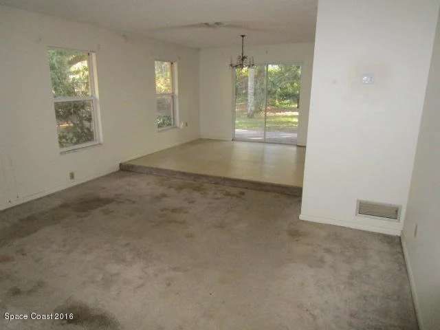 Photo of 5255 Crane Road