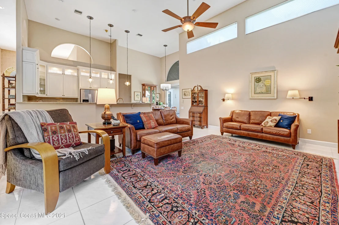 Photo of 742 Glengarry Drive