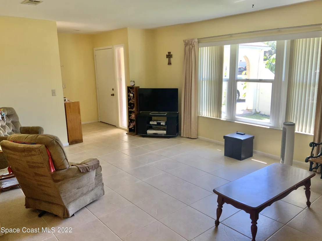 Photo of 1303 Cherry Hills Road NE