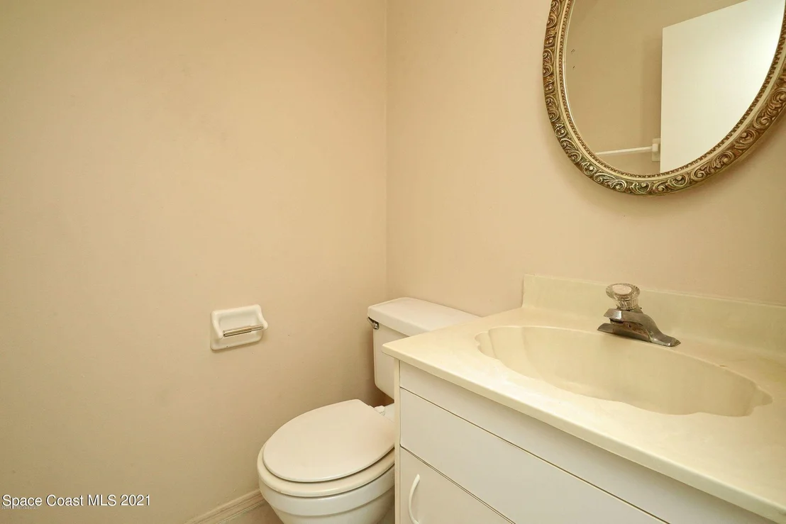 Photo of 1098 Goldenrod Circle NE