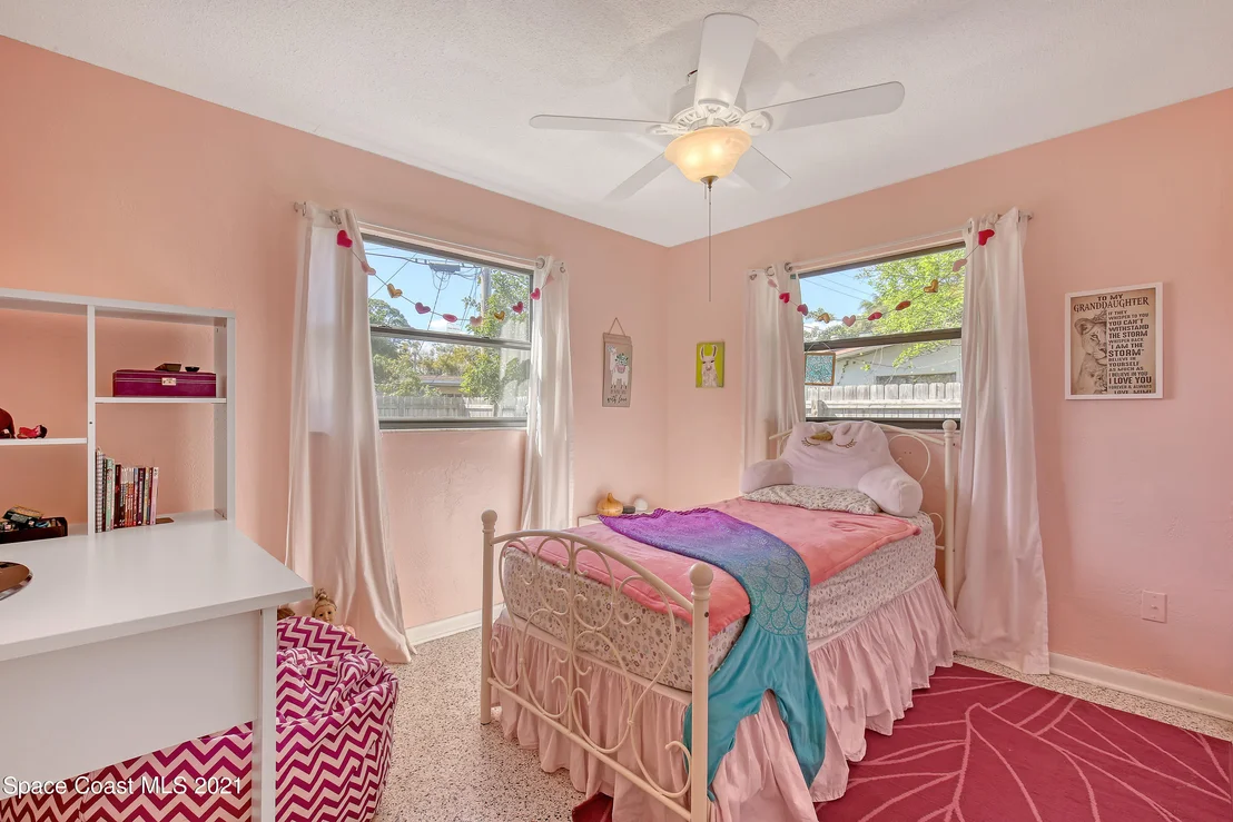 Photo of 1713 Golfview Drive