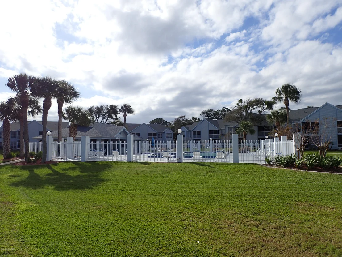 Photo of Unit 205 at 7420 Highway 1