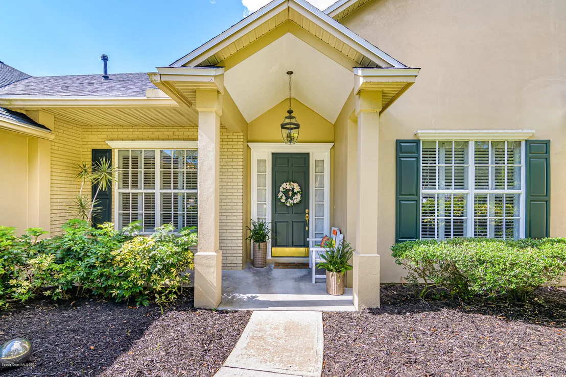 Photo of 463 Peregrine Drive