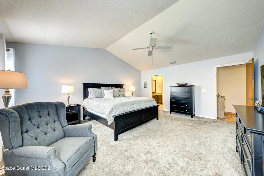 Photo of 873 Ridge Lake Drive