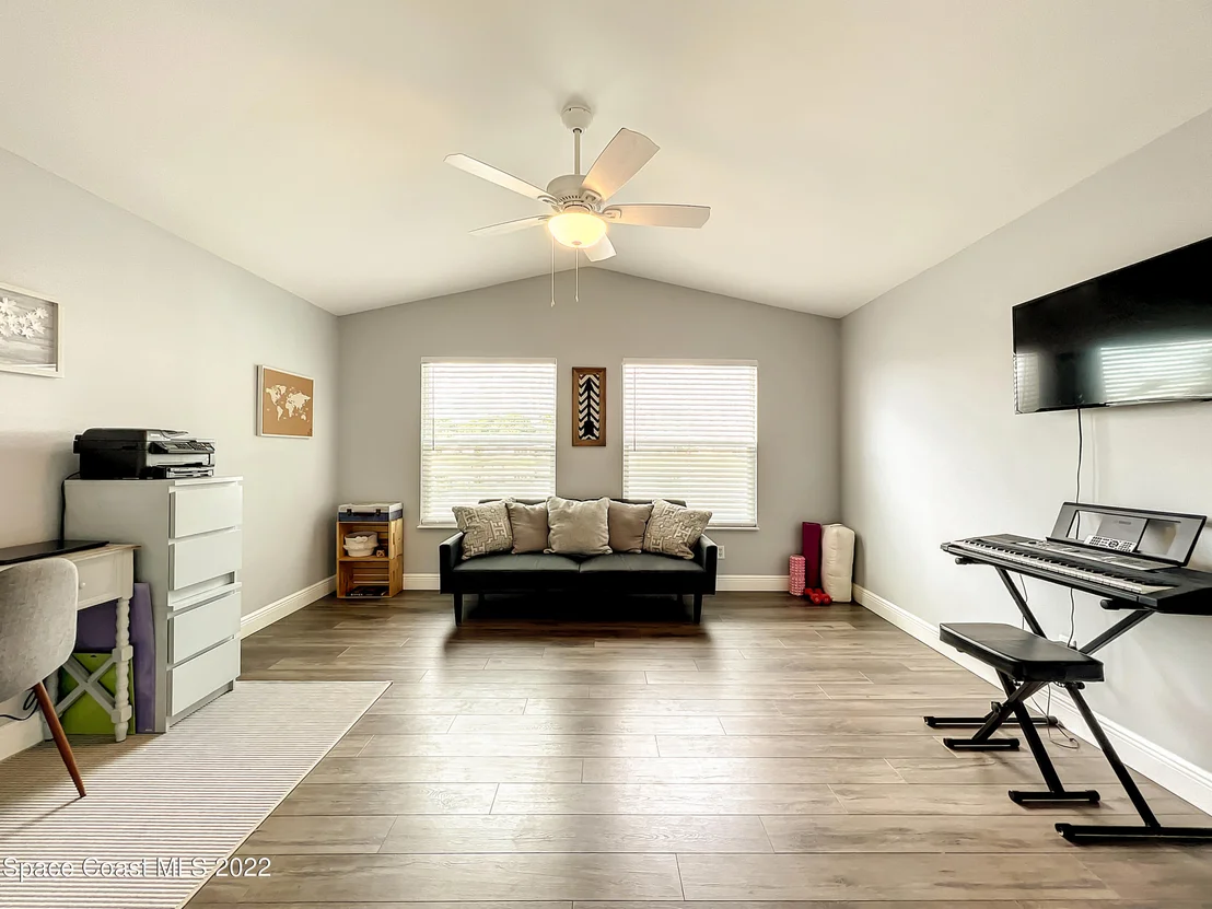Photo of 1240 Ambra Drive