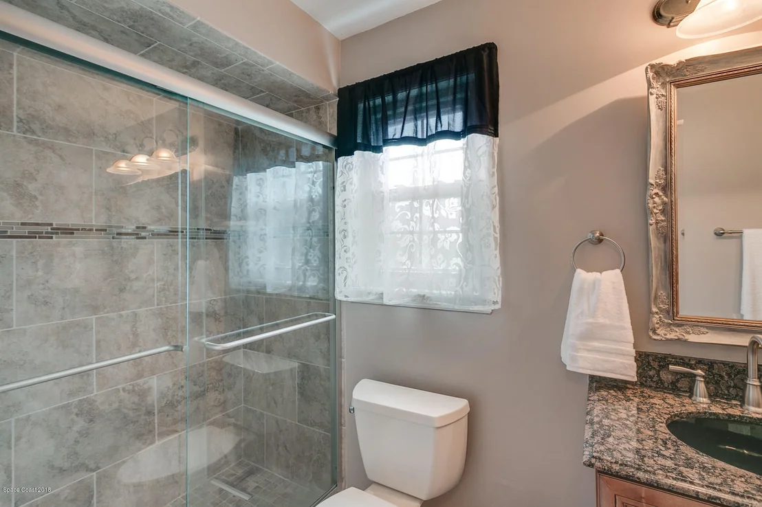 Photo of 685 Woodbridge Drive
