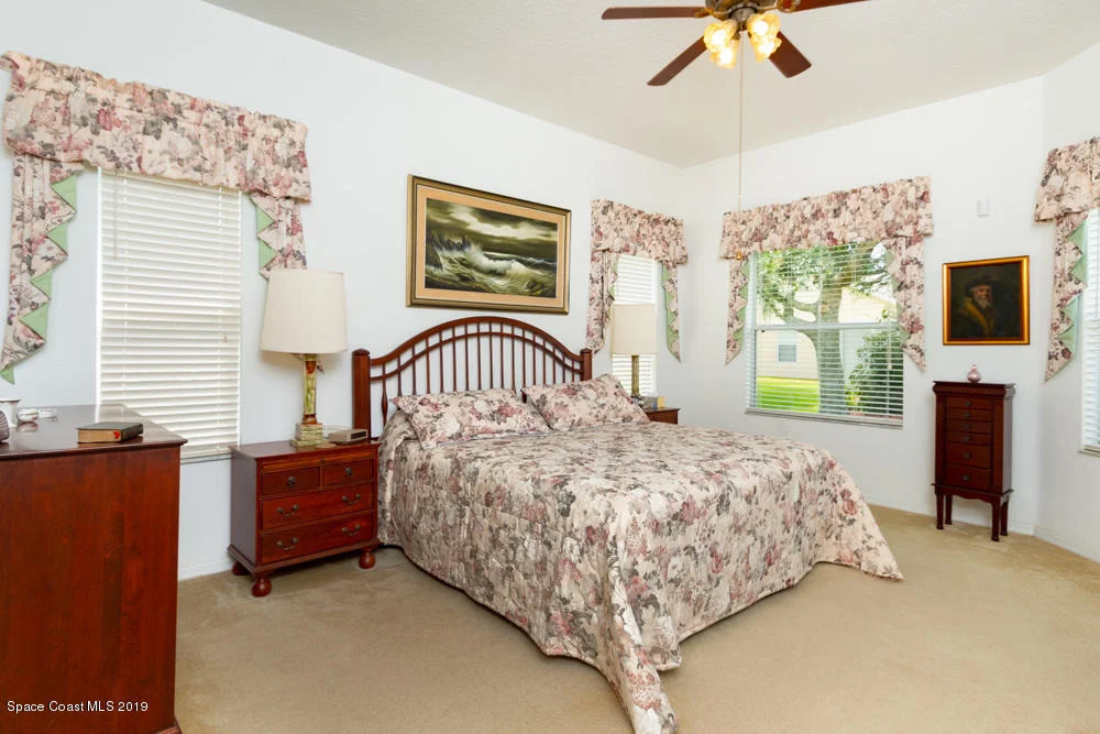 Photo of 1370 Whitman Drive