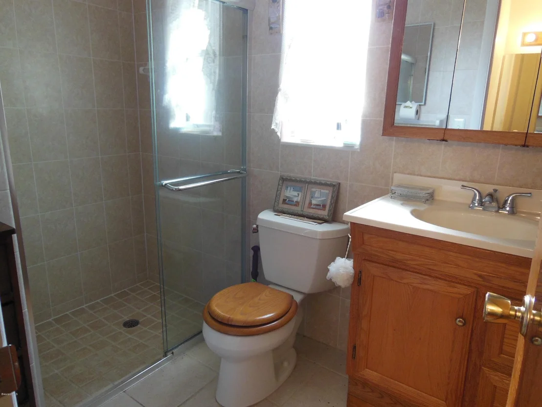 Photo of 303 Glen Ridge Road