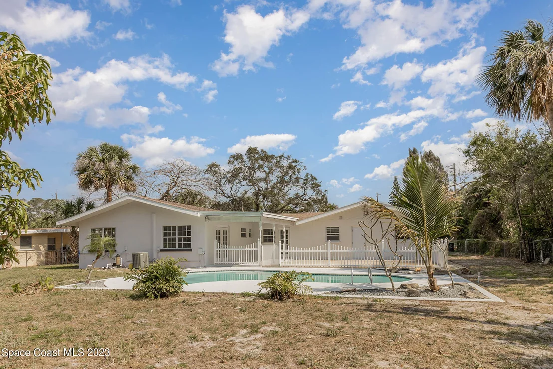 Photo of 2344 Shenandoah Road