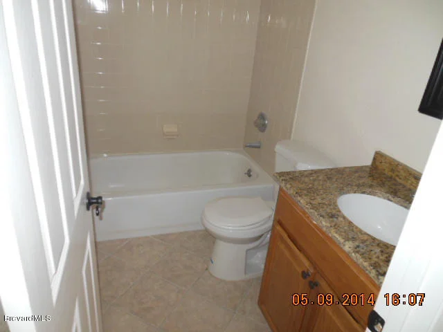 Photo of 7069 Bayfront Road
