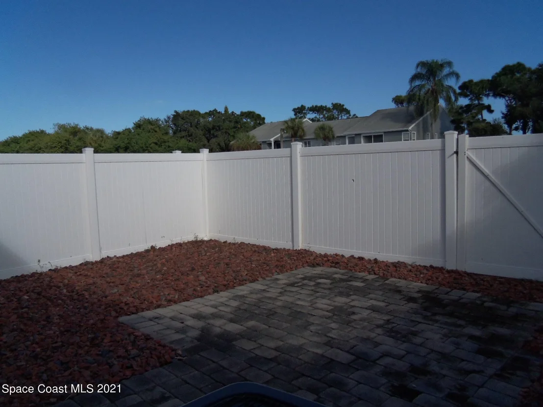 Photo of Unit 103 at 890 Luminary Circle