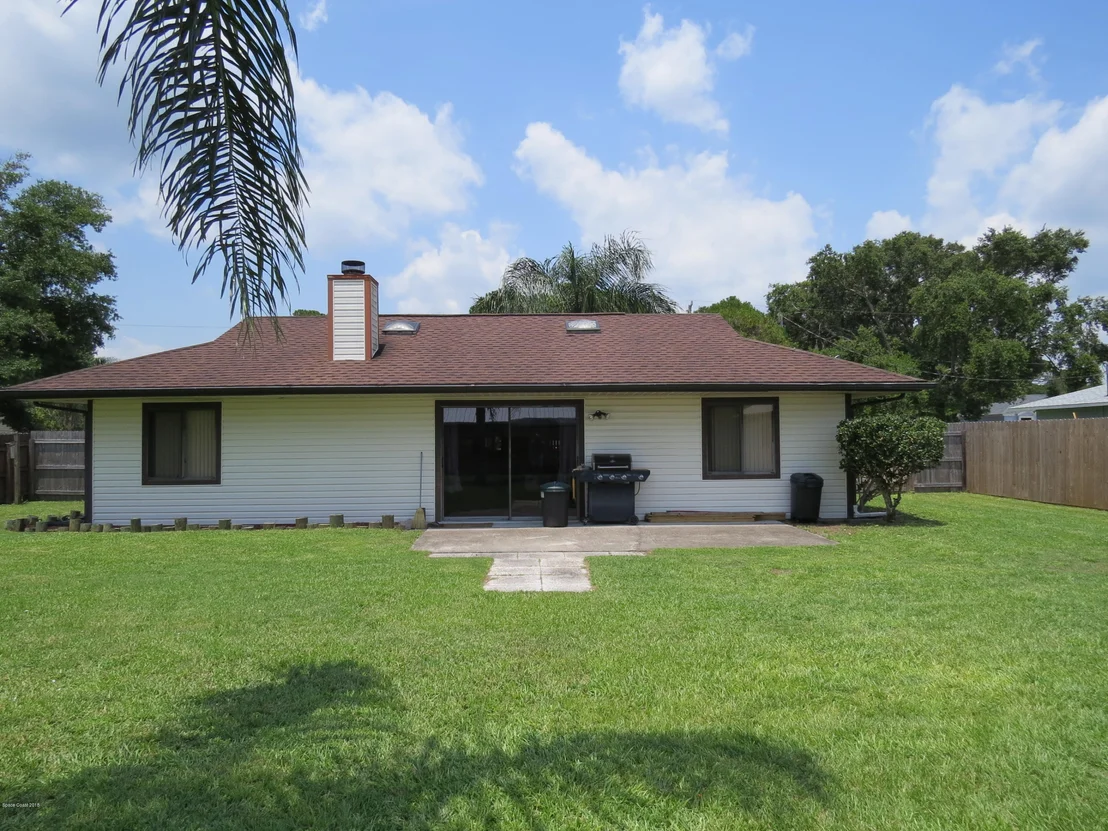 Photo of 6599 Dixie Avenue
