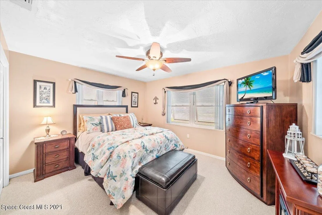 Photo of 457 Penguin Drive