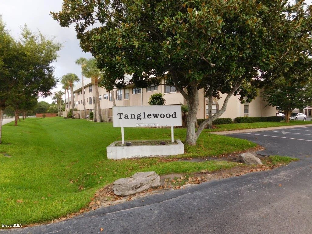 Photo of Unit 1128 at 325 Tangle Run Boulevard