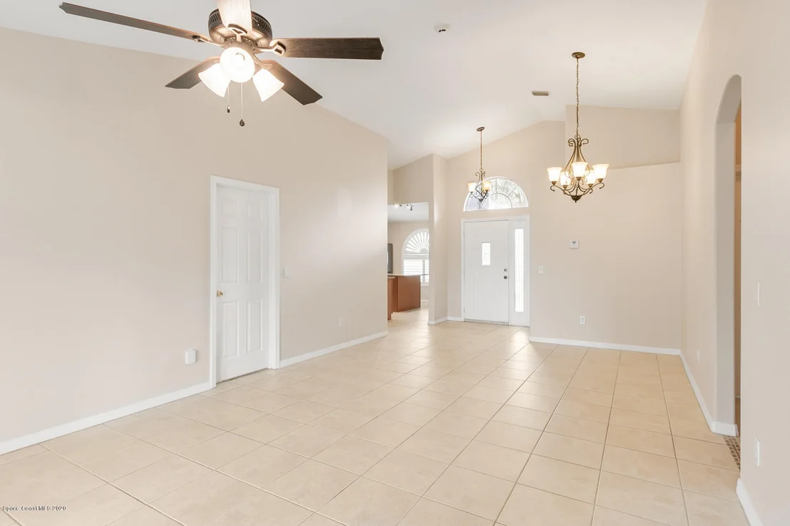 Photo of 2675 Bradfordt Drive