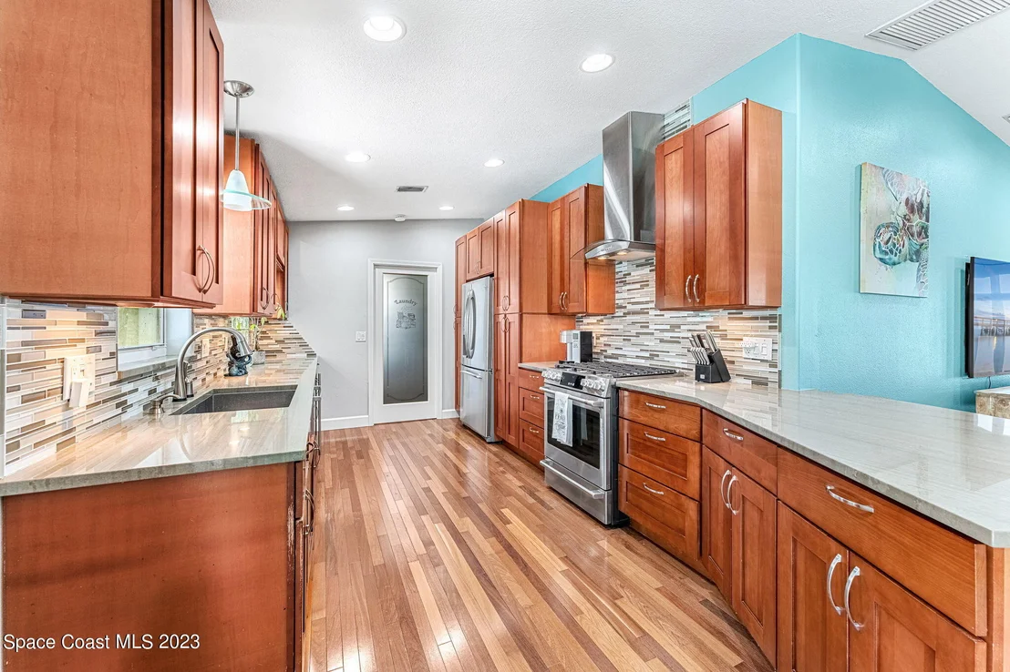 Photo of 425 Cinnamon Drive