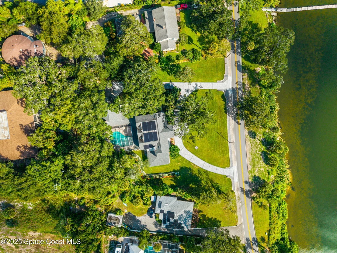 Photo of 875 N Indian River Drive