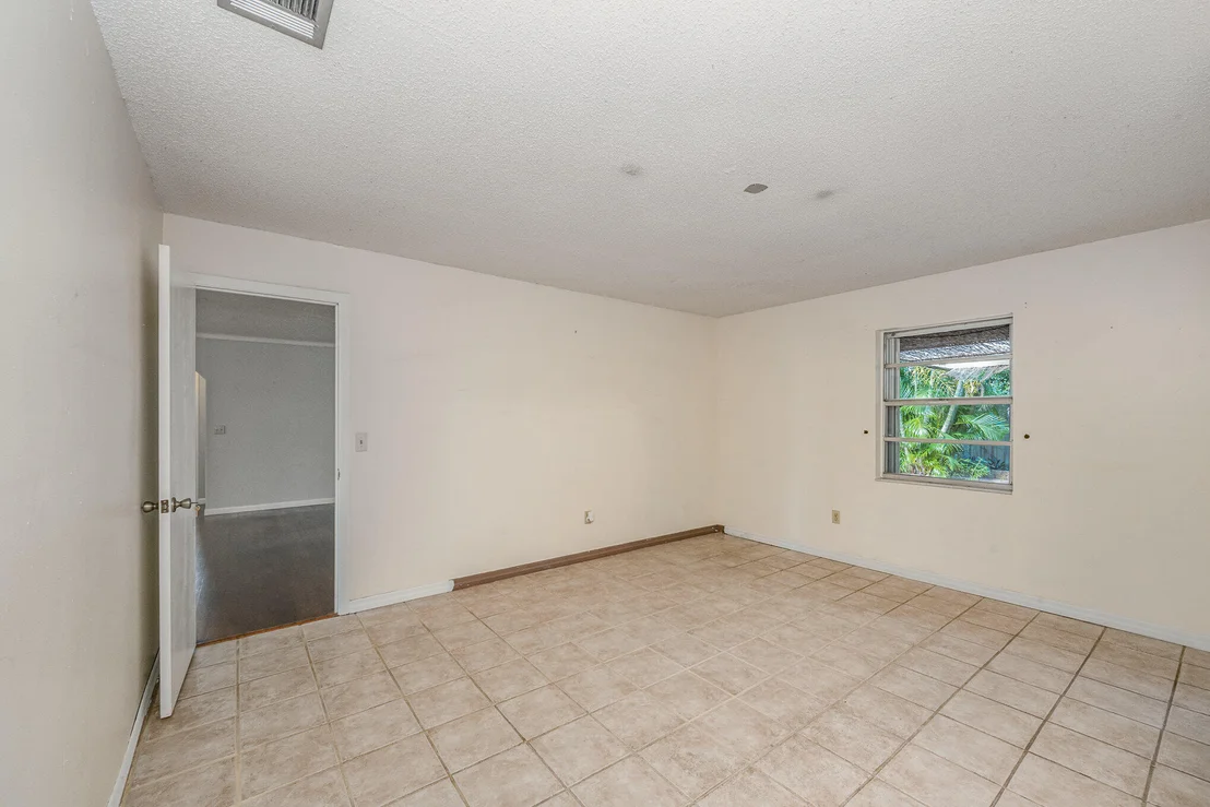 Photo of 764 Walnut Drive